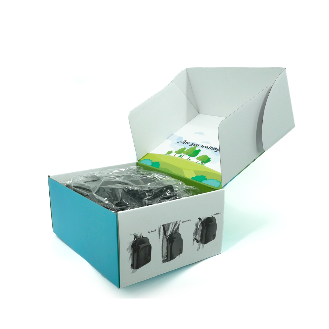 森林包装（Forest Packaging）是一种环保的包装方式，主要以木材为主要原料，通过一系列的加工和处理，将木材制成各种形式的包装材料，用于保护产品、方便运输和储存等。这种包装方式具有许多优点和特点。