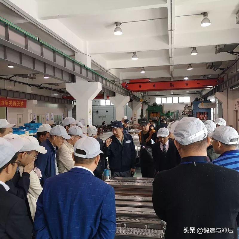 关于无锡振华，可能有多个含义，以下是其中两个可能的解释