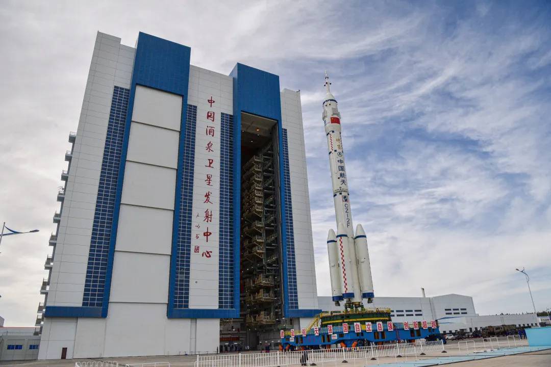 航天工程，探索宇宙空间的综合性技术及其关键领域概述