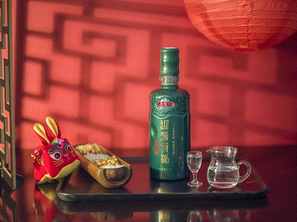 迎驾贡酒，安徽霍山浓香白酒的精品，传统工艺与现代科技的完美结合