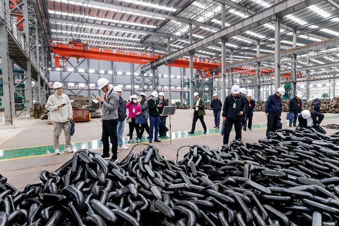 亚星锚链集团，四十余年专业生产船舶锚链产品，广泛应用于海洋领域