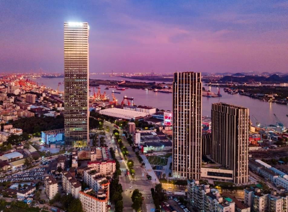 广州港，珠江水系的主枢纽与沿海重要港口介绍