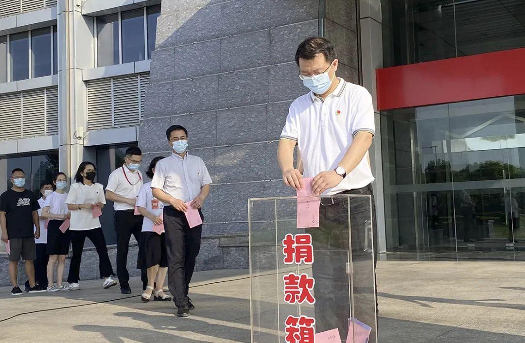 林洋能源是一家在智能电表、用电信息采集系统等领域具有较强影响力的企业。其主要业务包括智能电表、用电信息采集系统等产品的研发、生产和销售。该公司致力于提供先进的能源计量和用电管理解决方案，以满足不断变化的能源市场需求。此外，林洋能源还涉足新能源领域，如太阳能和风能等可再生能源的开发和投资。