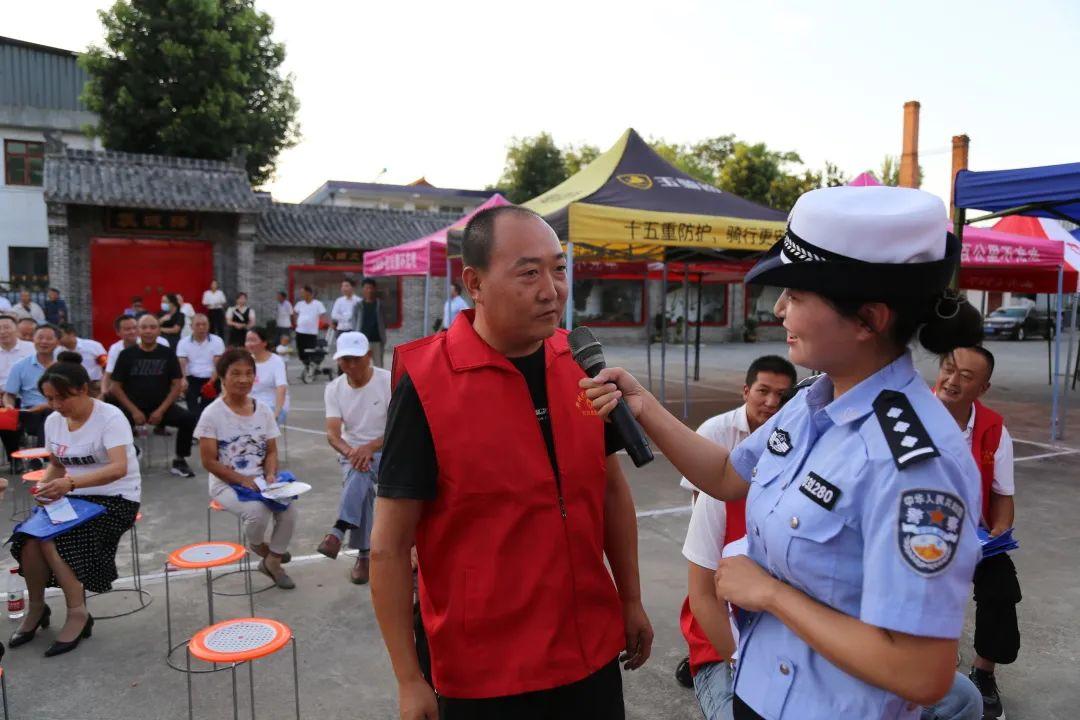 龙江交通是指在中国黑龙江省的交通状况和相关产业。黑龙江省是中国的重要交通枢纽之一，拥有发达的公路、铁路、航空和水路交通网络。