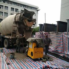 建设机械是用于建筑、道路、桥梁等工程项目的机械设备。以下是一些常见的建设机械及其用途