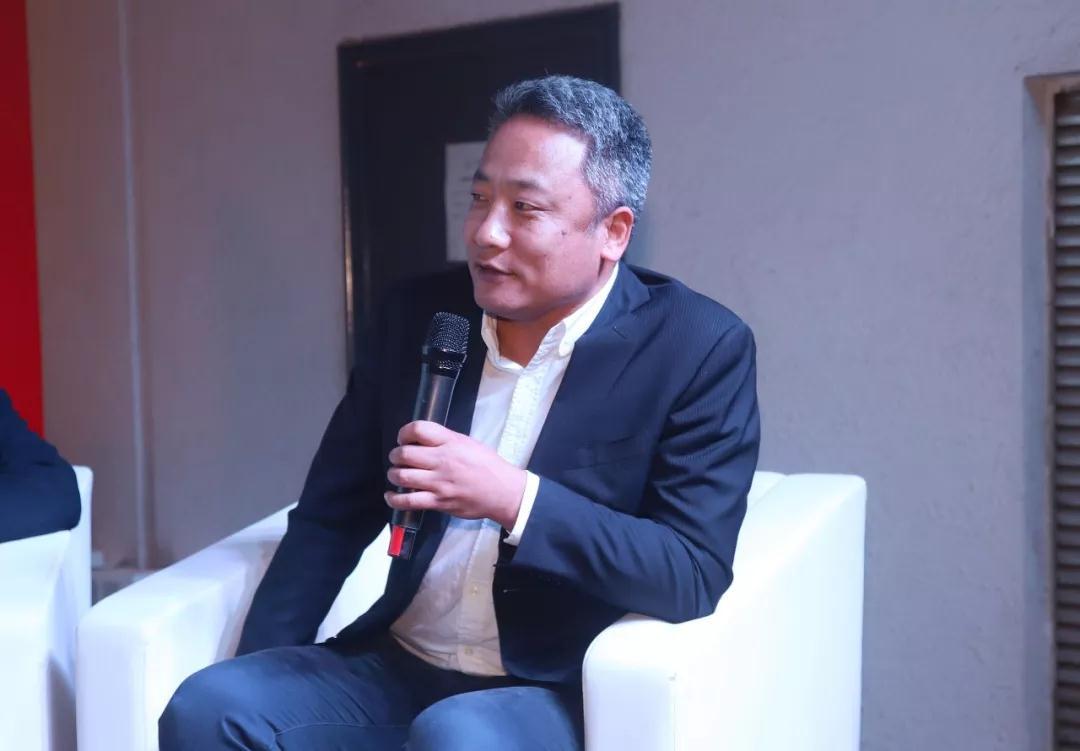 新华传媒股份有限公司，构建媒体融合新格局，涉足文化领域多元化发展
