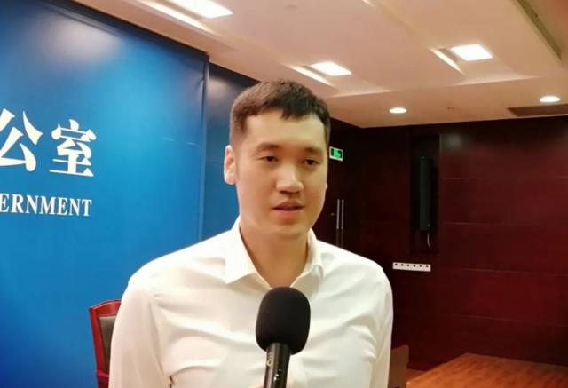 宁波富邦是一家总部位于浙江省宁波市的综合性企业集团，成立于上世纪八十年代。经过多年的发展，富邦集团已经形成了涵盖制造、贸易、房地产、金融等多个领域的产业布局。