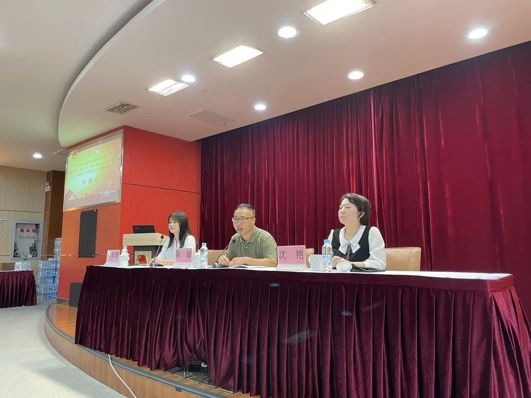 关于新黄浦，这个词组可能有多种含义，需要结合上下文或特定背景来理解其具体含义。以下是一些可能的解释