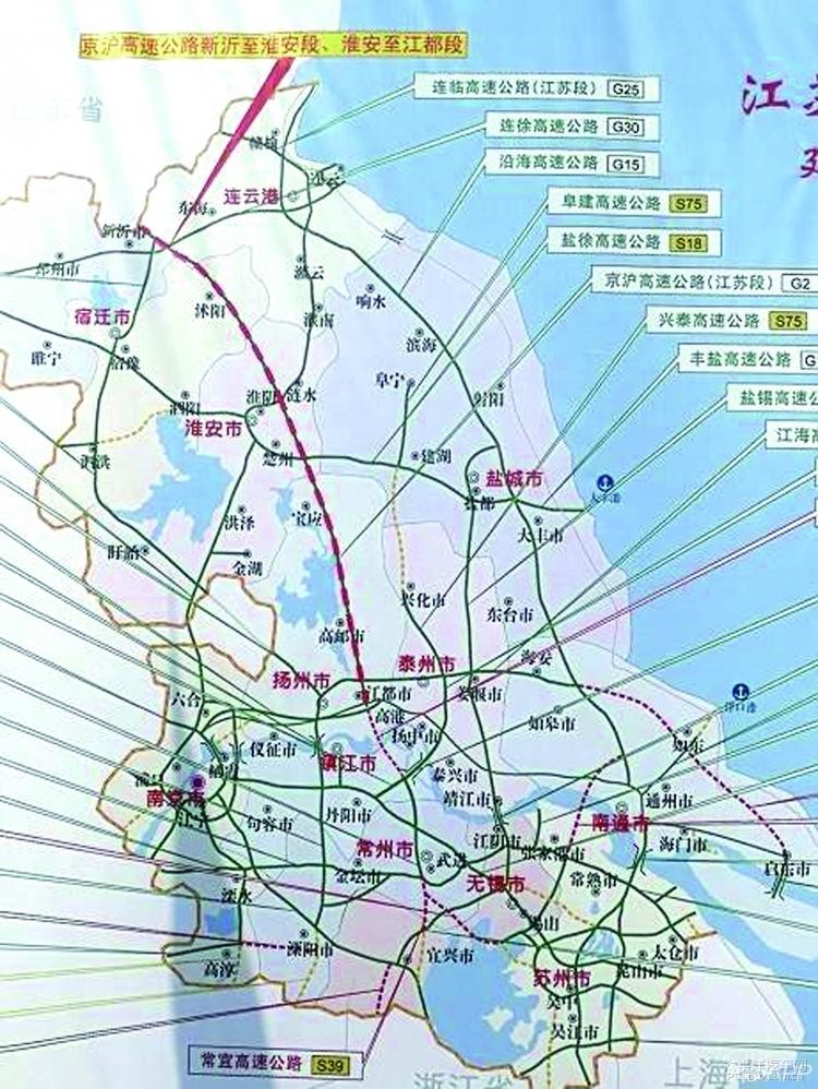 宁沪高速，连接南京与上海的现代化交通干线，助力长三角经济和社会发展