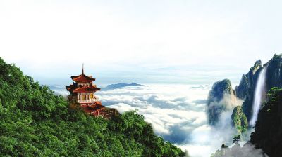 白云山，广州地标，壮丽景色与丰富植被吸引无数游客探访