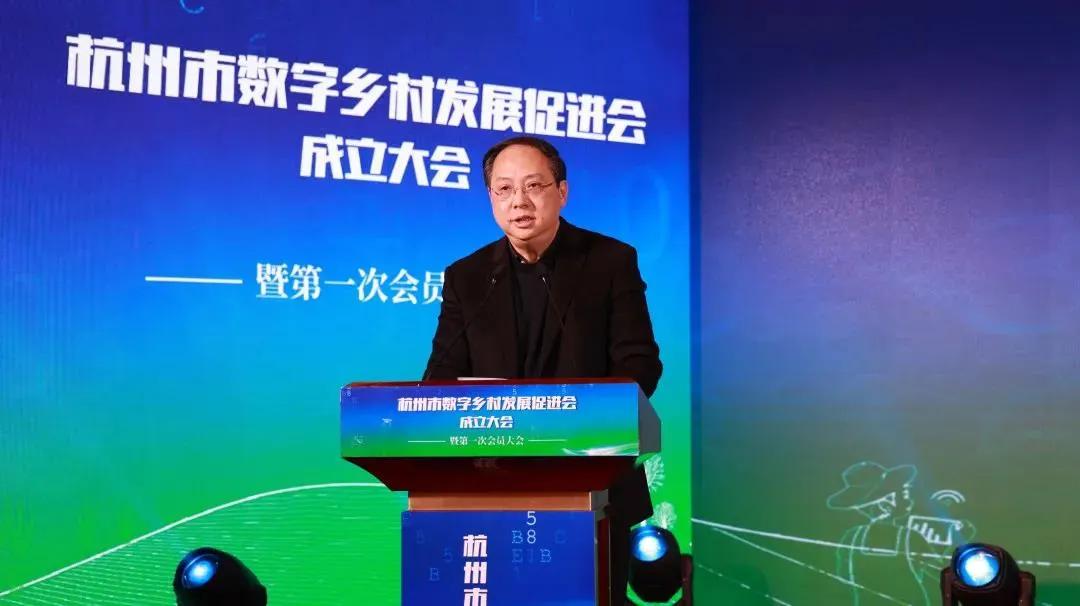托普云农，农业信息化与物联网技术的领军者，助力农业现代化发展及农村振兴之路。