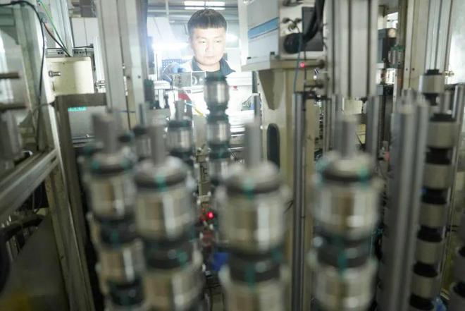 科力装备，石油、化工、食品和能源领域的先进设备提供商，专注提升工业生产效率和产品质量