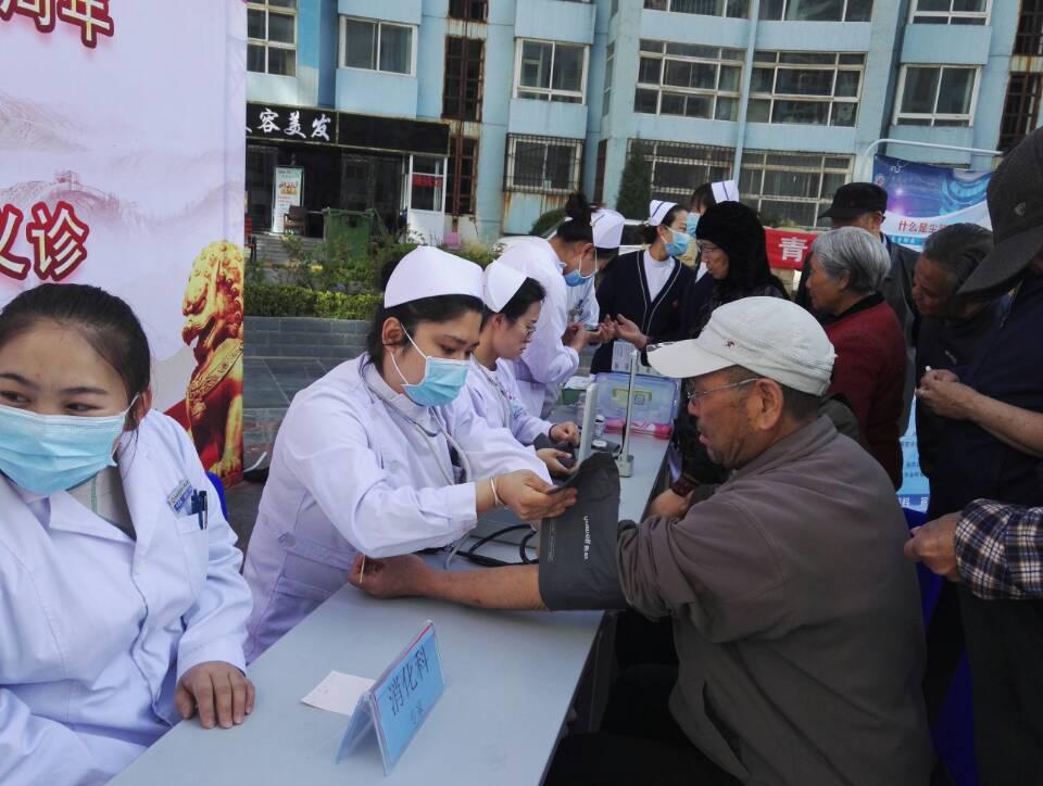 民生健康是一个综合性的概念，涵盖了人民的健康需求、医疗保健服务、公共卫生、健康产业以及与人民生活息息相关的各个方面。以下是关于民生健康的一些重要方面