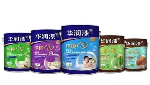 华润材料全称华润材料科技有限公司，是华润集团旗下的先进材料企业，主要从事化工新材料的研发、生产和销售。该公司旗下拥有聚酯材料及新材料产业链相关的多个生产基地和研发平台，致力于为客户提供高品质的产品和服务。华润材料的产品涵盖了聚酯切片、功能性薄膜、涤纶纤维等多个领域，广泛应用于纺织、包装、建材等行业。此外，该公司还积极探索和布局新能源材料领域，致力于为客户提供更多创新性的解决方案。华润材料在研发方面拥有较强的实力，拥有多个研发平台和研发团队，注重技术创新和产品研发，不断推出符合市场需求的新产品。总之，华润材料是一家在化工新材料领域具有较强实力和竞争优势的企业。