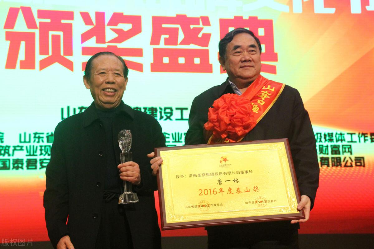 普联软件是一家专注于软件研发、软件外包、系统集成和平台运营等业务的企业。它提供包括IT咨询、架构设计、软件开发、软件测试、系统集成等全方位的IT服务，致力于帮助客户实现数字化转型和智能化升级。普联软件的服务范围涵盖了金融、制造、教育、医疗、政府等多个行业领域，拥有多年的行业经验和丰富的技术积累。此外，普联软件还注重技术创新和人才培养，致力于不断提升自身的技术实力和核心竞争力。