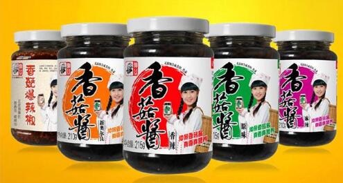 仲景食品全称为仲景食品股份有限公司，主要从事调味品的研发、生产和销售。主要产品包括各种香料、香辛料和调味料等。该公司以弘扬仲景品牌文化为使命，秉承医圣张仲景诚信济世的品质精神，致力于天然调味品的研发和生产。其产品销售网络遍布全国各地，并在海外市场也有一定的市场份额。此外，仲景食品还专注于健康食品的研发和生产，以满足消费者对健康饮食的需求。