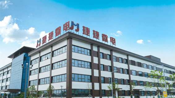 捷捷微电是一家专注于功率半导体领域的公司，其主要产品包括二极管、晶闸管等半导体元器件。以下是关于捷捷微电的一些详细信息