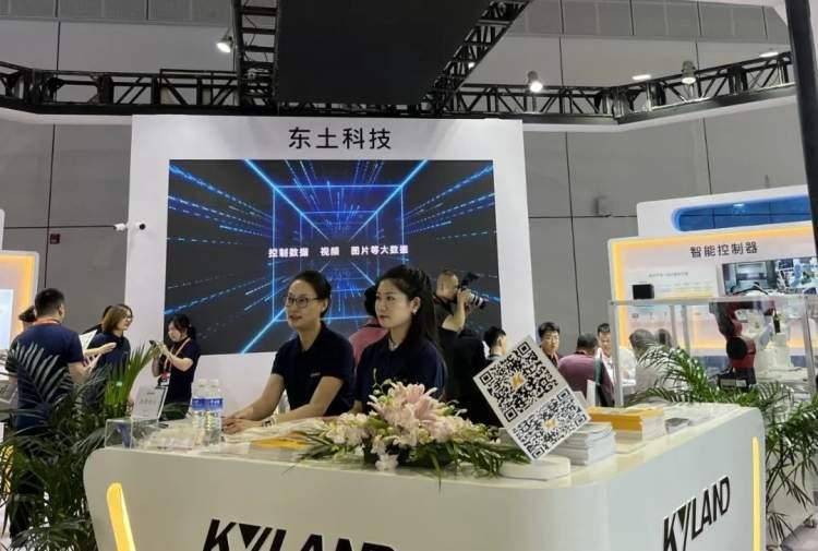东土科技是一家专注于工业互联网的公司，致力于工业互联网产业化布局和智能制造生态建设。以下是关于东土科技的一些详细介绍