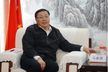 郑州银行是一家地方性股份制商业银行，前身为郑州市商业银行，成立于1996年。该银行在河南省内设有大量分支机构，主要经营各类银行业务，包括存款、贷款、理财等。其总部设在河南省郑州市。