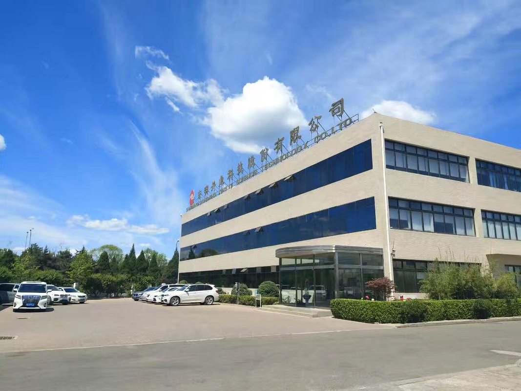 兴业科技是一家在科技领域具有广泛影响力的公司，主要涉及科技推广和应用服务、云计算服务以及软件开发等领域。以下是关于兴业科技的详细介绍