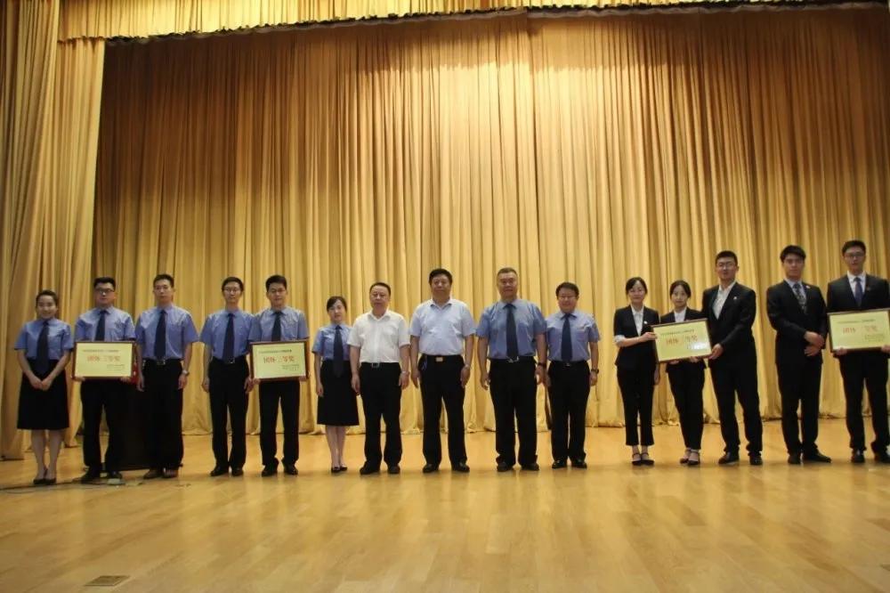 浙江众成，智能系统集成领域的领先企业，专注数字化智能化解决方案的研发与实践